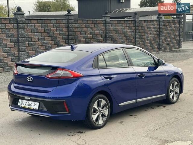 Синий Хендай Ioniq, объемом двигателя 0 л и пробегом 158 тыс. км за 12300 $, фото 5 на Automoto.ua