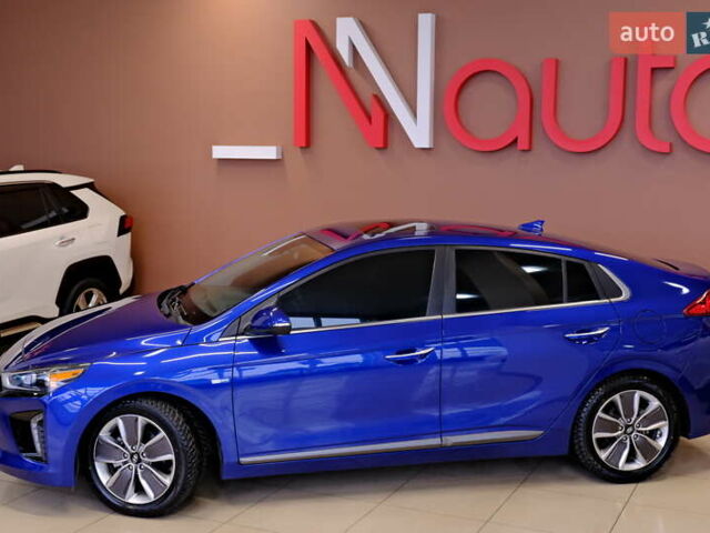 Синий Хендай Ioniq, объемом двигателя 1.58 л и пробегом 93 тыс. км за 11900 $, фото 11 на Automoto.ua