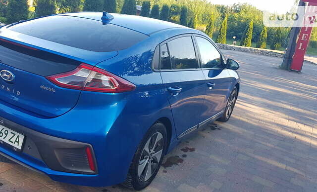 Синій Хендай Ioniq, об'ємом двигуна 0 л та пробігом 148 тис. км за 11111 $, фото 2 на Automoto.ua