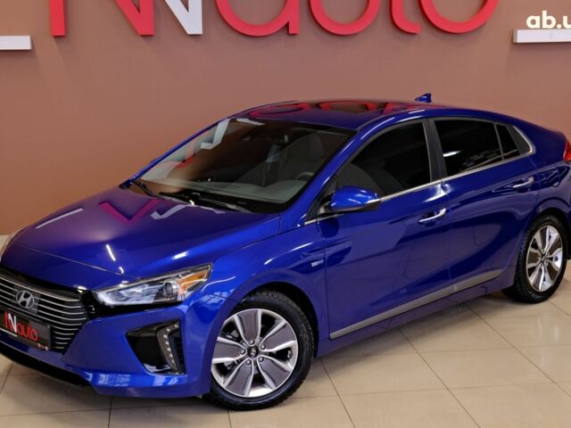 Синий Хендай Ioniq, объемом двигателя 1.6 л и пробегом 93 тыс. км за 11900 $, фото 1 на Automoto.ua