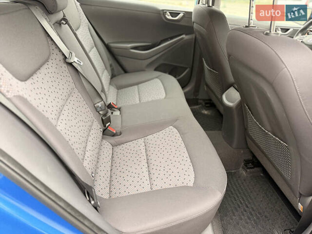 Синій Хендай Ioniq, об'ємом двигуна 0 л та пробігом 135 тис. км за 11500 $, фото 13 на Automoto.ua