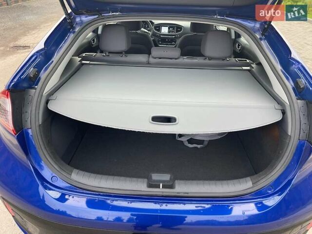 Синий Хендай Ioniq, объемом двигателя 0 л и пробегом 158 тыс. км за 12300 $, фото 28 на Automoto.ua