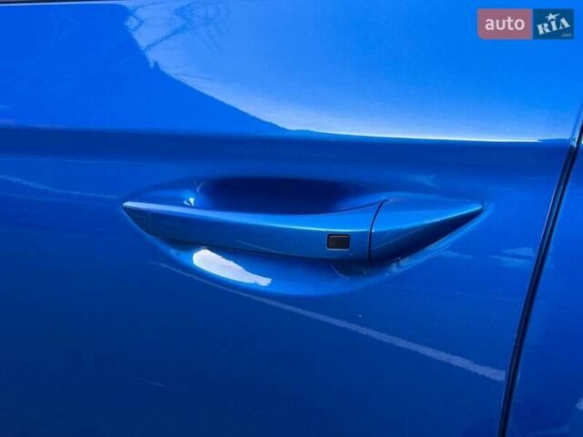 Синій Хендай Ioniq, об'ємом двигуна 0 л та пробігом 151 тис. км за 11490 $, фото 10 на Automoto.ua
