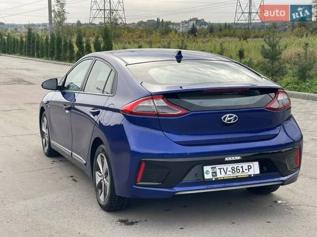 Синий Хендай Ioniq, объемом двигателя 0 л и пробегом 158 тыс. км за 12300 $, фото 4 на Automoto.ua