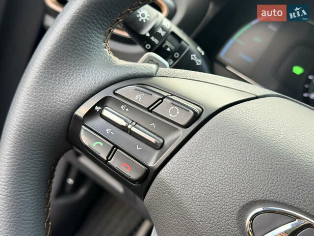 Синій Хендай Ioniq, об'ємом двигуна 0 л та пробігом 96 тис. км за 11000 $, фото 32 на Automoto.ua