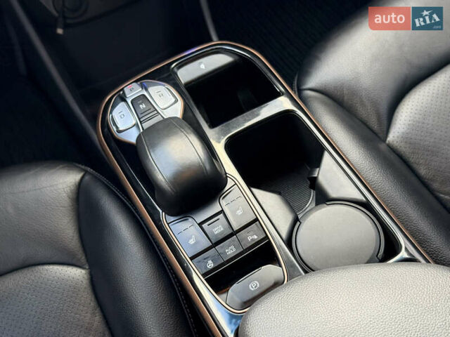 Синій Хендай Ioniq, об'ємом двигуна 0 л та пробігом 96 тис. км за 11000 $, фото 19 на Automoto.ua