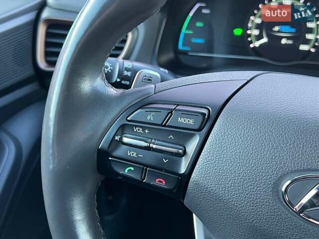 Синій Хендай Ioniq, об'ємом двигуна 0 л та пробігом 151 тис. км за 11490 $, фото 19 на Automoto.ua