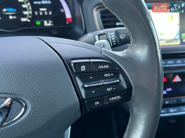 Синій Хендай Ioniq, об'ємом двигуна 0 л та пробігом 151 тис. км за 11490 $, фото 21 на Automoto.ua