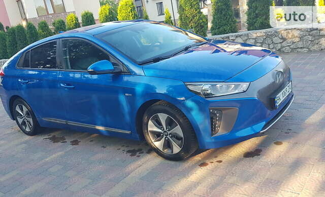 Синій Хендай Ioniq, об'ємом двигуна 0 л та пробігом 148 тис. км за 11111 $, фото 9 на Automoto.ua