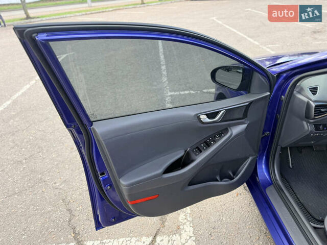 Синій Хендай Ioniq, об'ємом двигуна 0 л та пробігом 96 тис. км за 11000 $, фото 37 на Automoto.ua