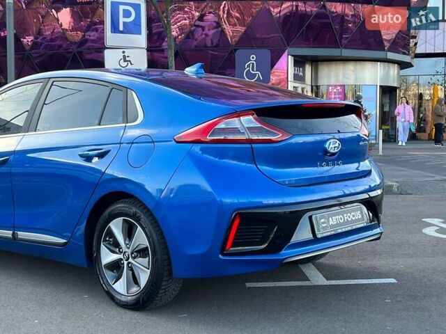 Синій Хендай Ioniq, об'ємом двигуна 0 л та пробігом 151 тис. км за 11490 $, фото 5 на Automoto.ua