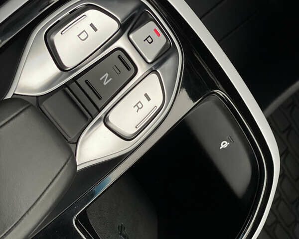 Синій Хендай Ioniq, об'ємом двигуна 0 л та пробігом 159 тис. км за 12800 $, фото 24 на Automoto.ua