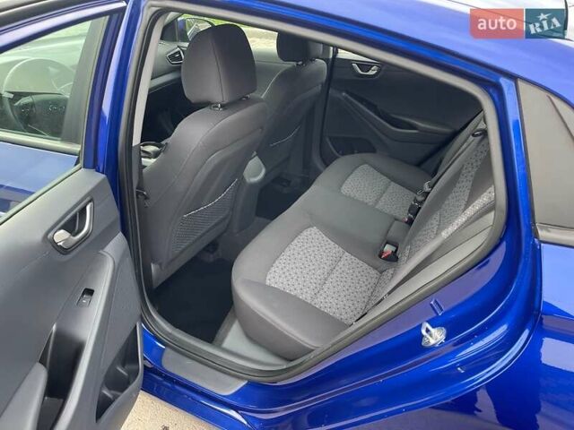 Синий Хендай Ioniq, объемом двигателя 0 л и пробегом 158 тыс. км за 12300 $, фото 21 на Automoto.ua