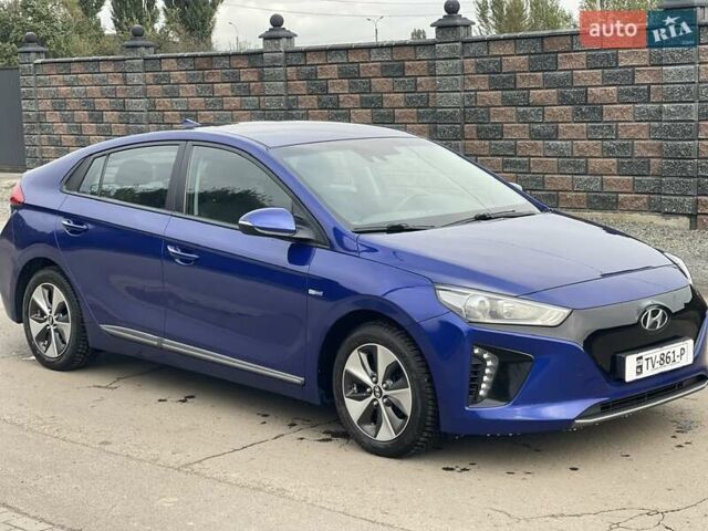 Синий Хендай Ioniq, объемом двигателя 0 л и пробегом 158 тыс. км за 12300 $, фото 6 на Automoto.ua