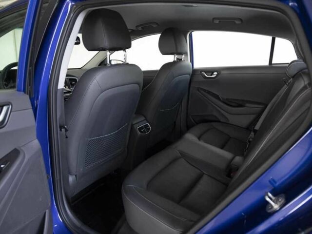 Синій Хендай Ioniq, об'ємом двигуна 0 л та пробігом 32 тис. км за 13500 $, фото 6 на Automoto.ua