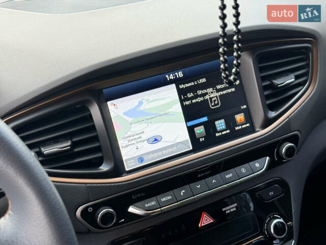 Синій Хендай Ioniq, об'ємом двигуна 0 л та пробігом 96 тис. км за 11000 $, фото 40 на Automoto.ua
