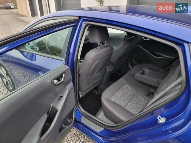 Синий Хендай Ioniq, объемом двигателя 0 л и пробегом 138 тыс. км за 12600 $, фото 18 на Automoto.ua
