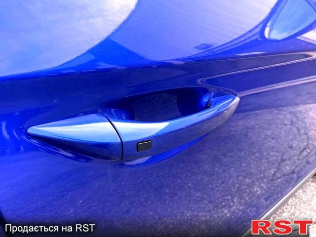 Синий Хендай Ioniq, объемом двигателя 1.6 л и пробегом 83 тыс. км за 13000 $, фото 4 на Automoto.ua