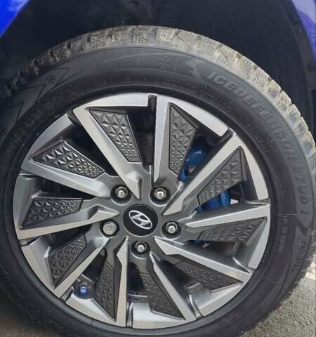 Синий Хендай Ioniq, объемом двигателя 0 л и пробегом 66 тыс. км за 17800 $, фото 12 на Automoto.ua