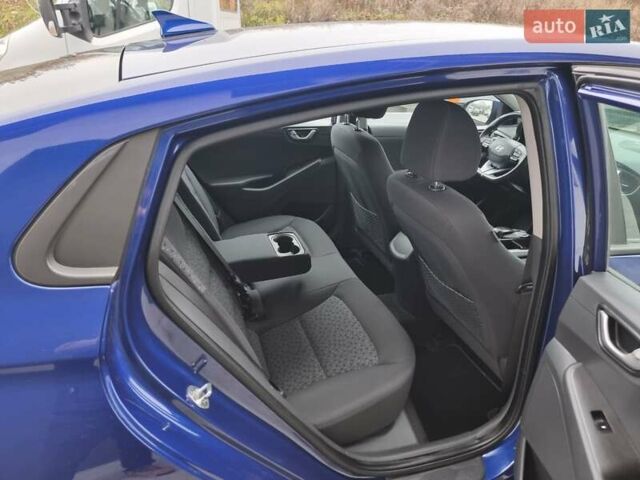 Синий Хендай Ioniq, объемом двигателя 0 л и пробегом 138 тыс. км за 12600 $, фото 13 на Automoto.ua
