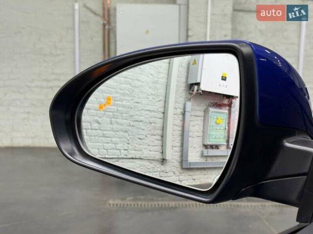 Синий Хендай Ioniq, объемом двигателя 0 л и пробегом 94 тыс. км за 13077 $, фото 8 на Automoto.ua