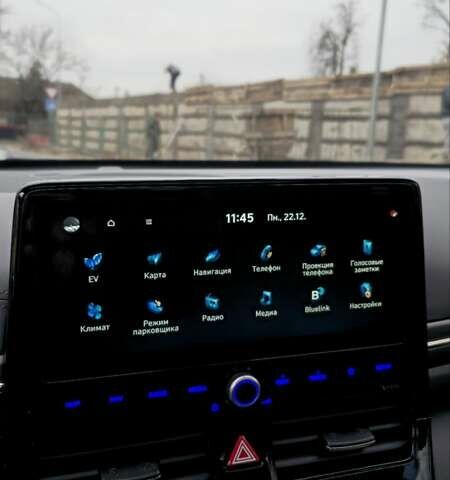 Синий Хендай Ioniq, объемом двигателя 0 л и пробегом 66 тыс. км за 17800 $, фото 19 на Automoto.ua