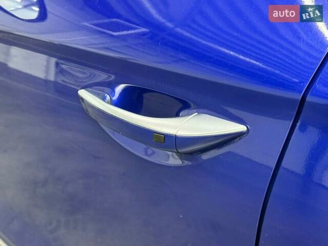 Синий Хендай Ioniq, объемом двигателя 0 л и пробегом 94 тыс. км за 13077 $, фото 10 на Automoto.ua