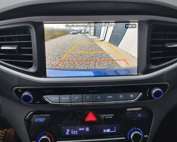 Синий Хендай Ioniq, объемом двигателя 0 л и пробегом 138 тыс. км за 12600 $, фото 26 на Automoto.ua