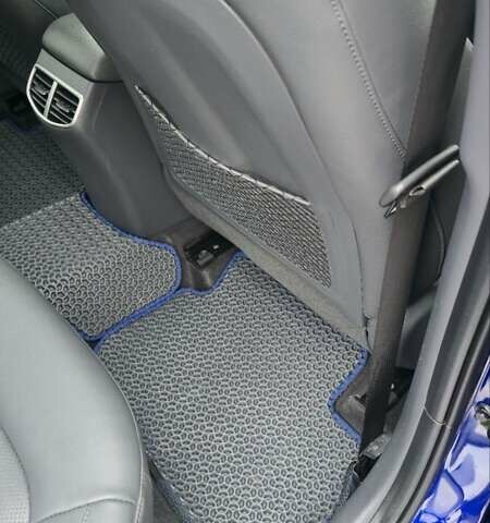 Синий Хендай Ioniq, объемом двигателя 0 л и пробегом 66 тыс. км за 17800 $, фото 58 на Automoto.ua