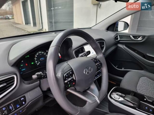 Синий Хендай Ioniq, объемом двигателя 0 л и пробегом 138 тыс. км за 12600 $, фото 22 на Automoto.ua