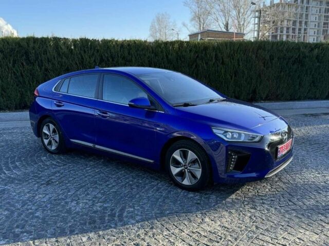 Синій Хендай Ioniq, об'ємом двигуна 2 л та пробігом 98 тис. км за 18999 $, фото 6 на Automoto.ua