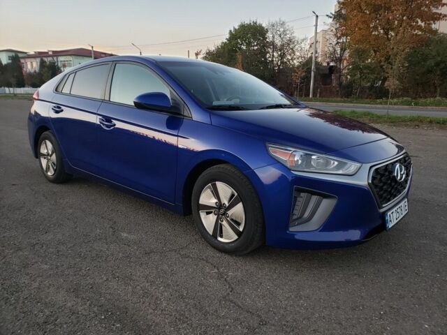 Синій Хендай Ioniq, об'ємом двигуна 1.6 л та пробігом 73 тис. км за 17800 $, фото 1 на Automoto.ua