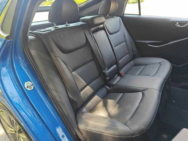 Синий Хендай Ioniq, объемом двигателя 1.6 л и пробегом 110 тыс. км за 9900 $, фото 12 на Automoto.ua