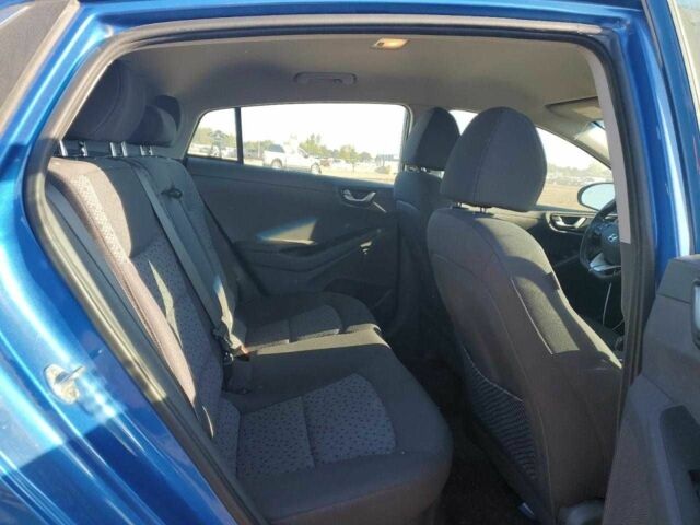 Синий Хендай Ioniq, объемом двигателя 1.6 л и пробегом 58 тыс. км за 2000 $, фото 9 на Automoto.ua