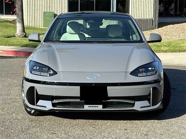 Синий Хендай Ioniq, объемом двигателя 0 л и пробегом 6 тыс. км за 18000 $, фото 1 на Automoto.ua