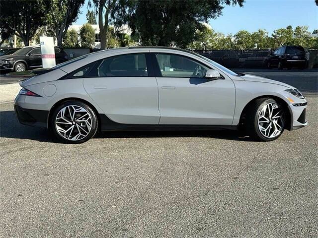 Синий Хендай Ioniq, объемом двигателя 0 л и пробегом 6 тыс. км за 18000 $, фото 2 на Automoto.ua