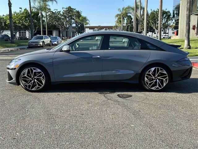 Синий Хендай Ioniq, объемом двигателя 0 л и пробегом 6 тыс. км за 18000 $, фото 3 на Automoto.ua