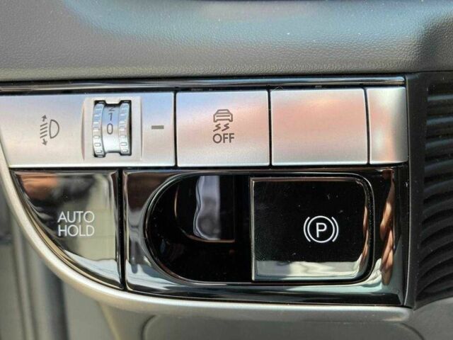 Синий Хендай Ioniq, объемом двигателя 0 л и пробегом 26 тыс. км за 13600 $, фото 9 на Automoto.ua