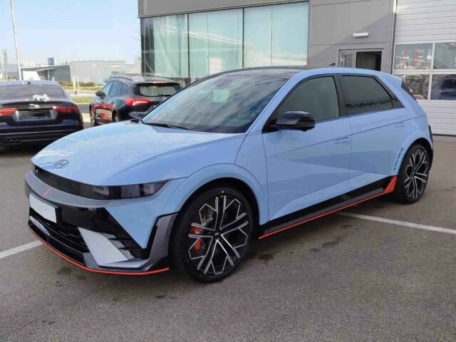 Синий Хендай Ioniq, объемом двигателя 0 л и пробегом 13 тыс. км за 27000 $, фото 2 на Automoto.ua