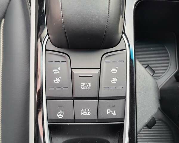 Синий Хендай Ioniq, объемом двигателя 0 л и пробегом 59 тыс. км за 14900 $, фото 24 на Automoto.ua