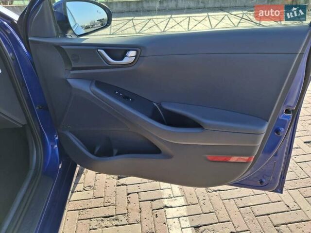 Синій Хендай Ioniq, об'ємом двигуна 1.58 л та пробігом 83 тис. км за 16200 $, фото 24 на Automoto.ua