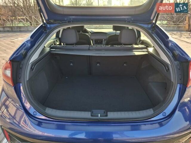 Синій Хендай Ioniq, об'ємом двигуна 1.58 л та пробігом 83 тис. км за 16200 $, фото 10 на Automoto.ua