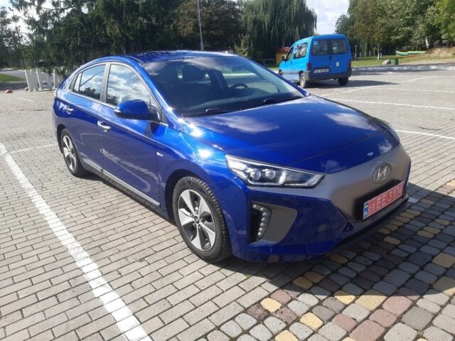 Синий Хендай Ioniq, объемом двигателя 0 л и пробегом 97 тыс. км за 289 $, фото 1 на Automoto.ua