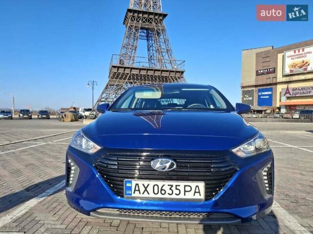 Синій Хендай Ioniq, об'ємом двигуна 1.58 л та пробігом 83 тис. км за 16200 $, фото 17 на Automoto.ua