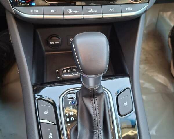 Синій Хендай Ioniq, об'ємом двигуна 1.58 л та пробігом 83 тис. км за 16200 $, фото 34 на Automoto.ua