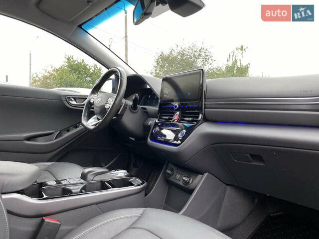 Хендай Ioniq 2020 в Луцке на Automoto.ua Синий Хендай Ioniq, объемом двигателя 0 л и пробегом 101 тыс. км за 16500 $, фото 44 на Automoto.ua