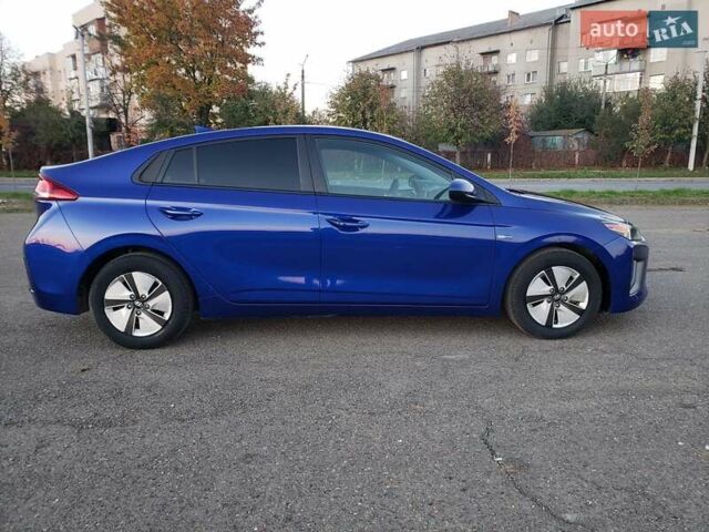 Синий Хендай Ioniq, объемом двигателя 1.6 л и пробегом 86 тыс. км за 16800 $, фото 4 на Automoto.ua