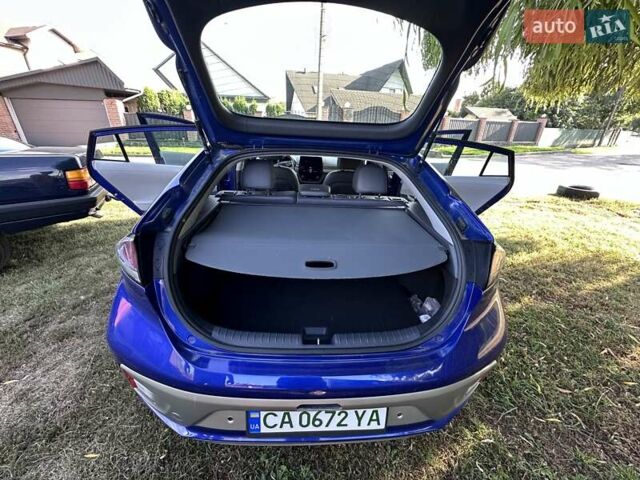 Синій Хендай Ioniq, об'ємом двигуна 0 л та пробігом 65 тис. км за 16200 $, фото 12 на Automoto.ua