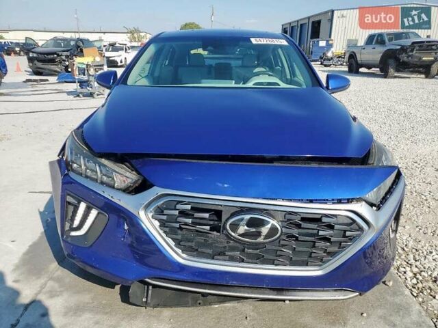 Синий Хендай Ioniq, объемом двигателя 1.58 л и пробегом 145 тыс. км за 3000 $, фото 4 на Automoto.ua