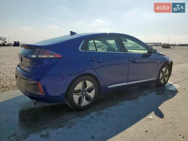 Синий Хендай Ioniq, объемом двигателя 1.58 л и пробегом 145 тыс. км за 3000 $, фото 2 на Automoto.ua